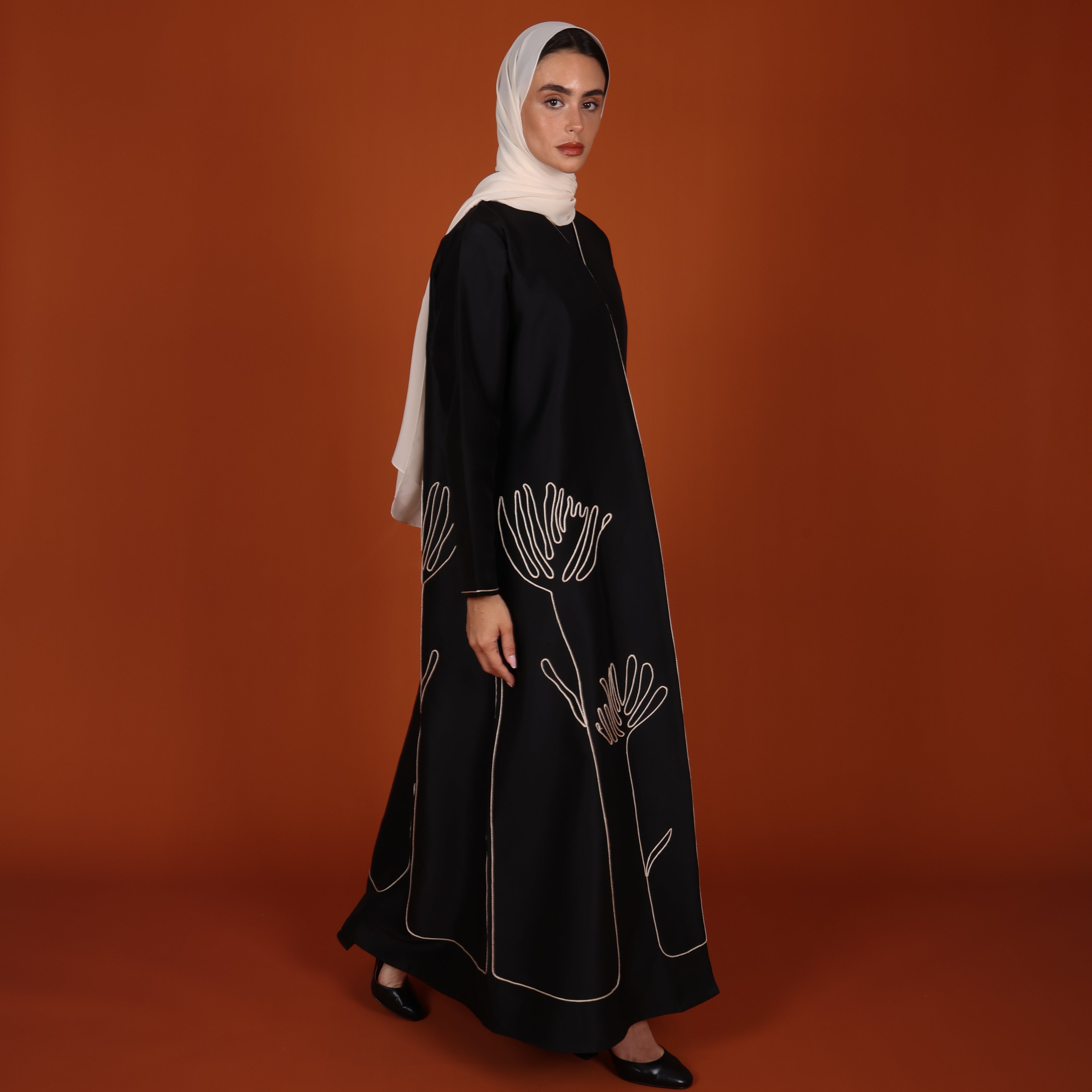 Signature Abaya- Beige