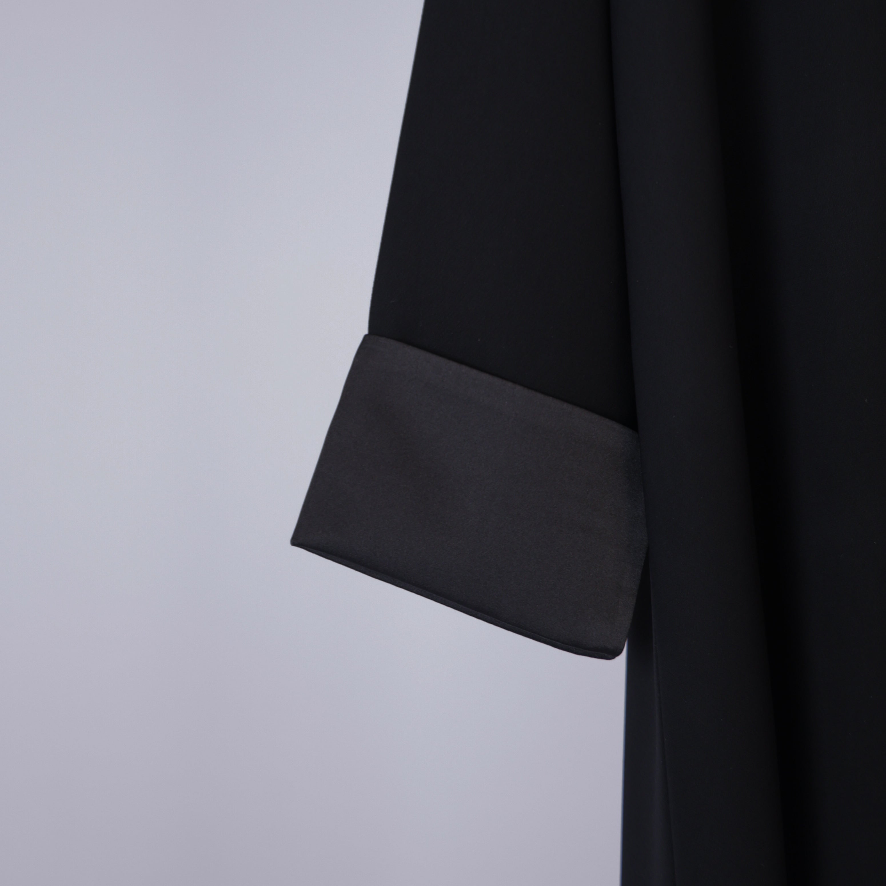 Daisy - Crepe Black