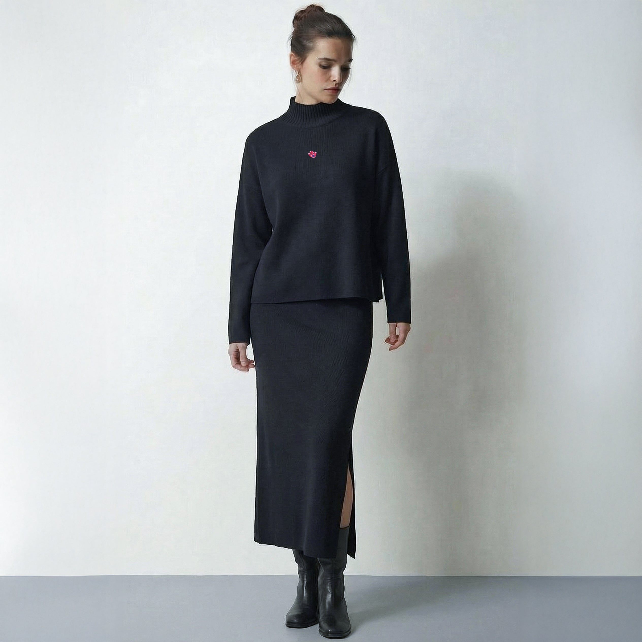 Black - Sweater with skirt