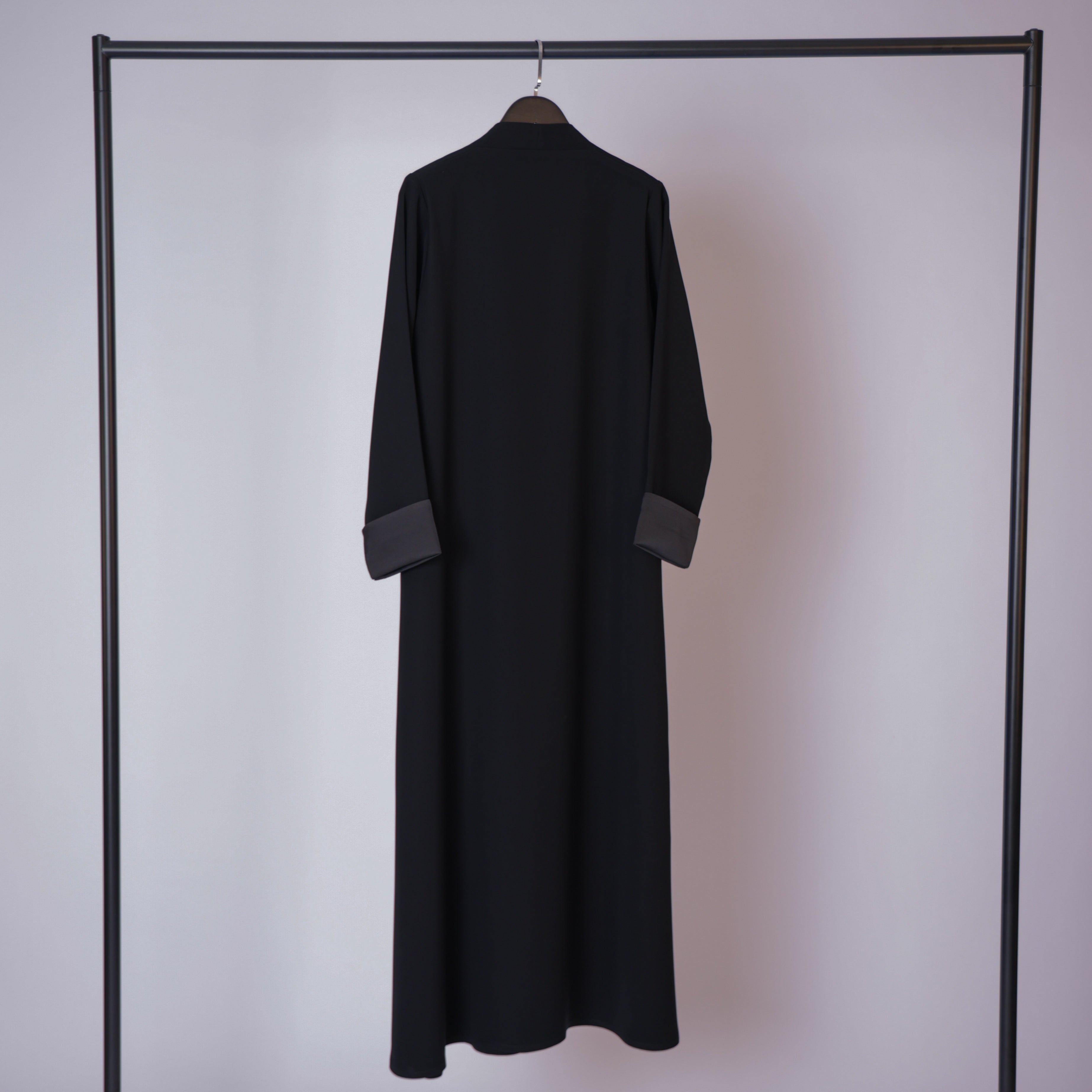 Daisy - Crepe Black